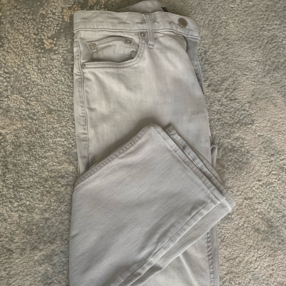 Banana Republic Men’s Jeans!